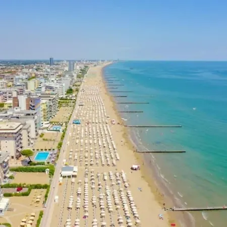 Semesterbostad Casa A Schiera, A 150mt Dal Mare