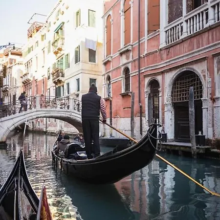 Semesterbostad Casa A Schiera, A 150mt Dal Mare
