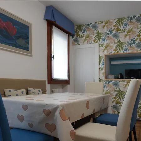 Semesterbostad Casa Intera, A Pochi Passi Dal Mare